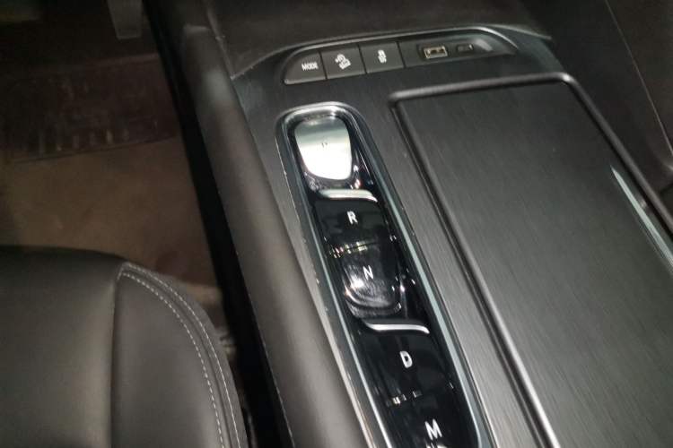 Used Buick Enclave 2022 652T Two-Wheel-Drive Prestige 7-Seater
