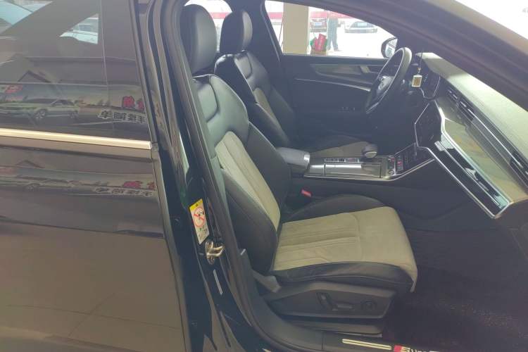 Used Audi A6L 2019 40 TFSI Luxury Dynamic Model
