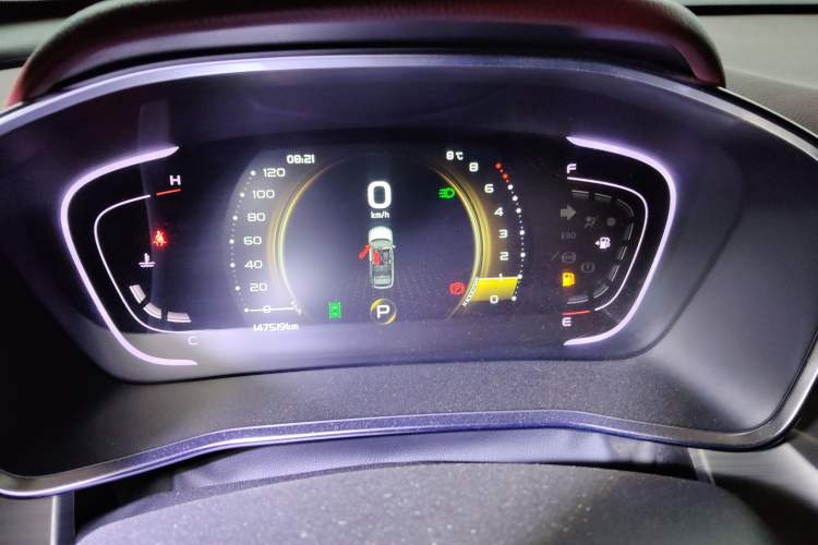 Used Geely Auto Coolray 2019 Sport Model 260T DCT Battle China V Standard
