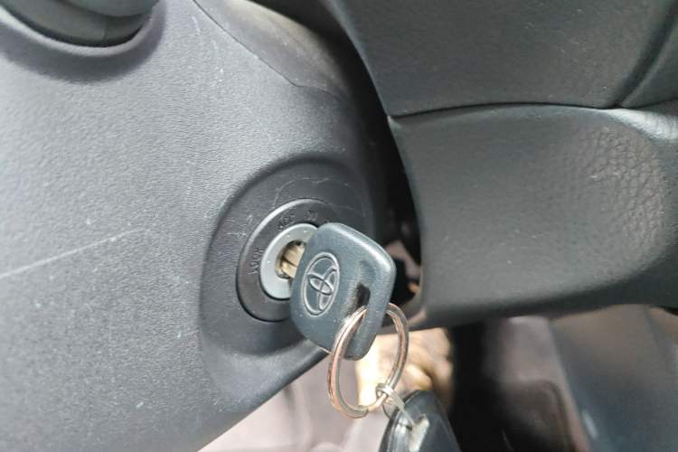 Used Toyota YARiS L 2021 X-Trail 1.5L CVT Luxury Edition
