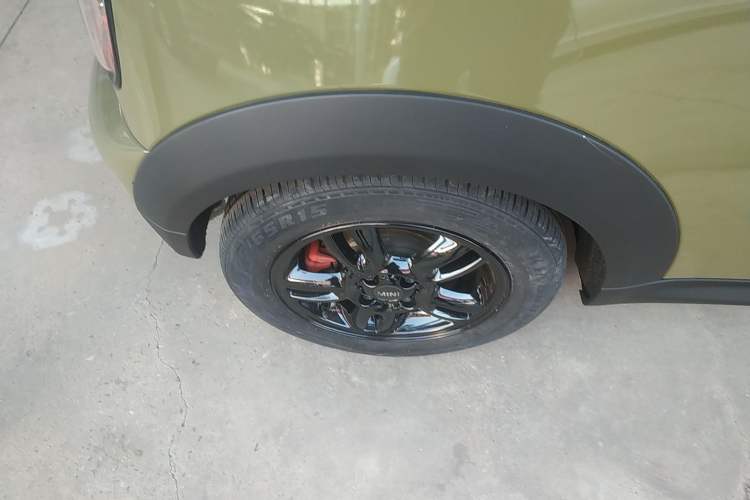 Used  MINI 2011 1.6L ONE
