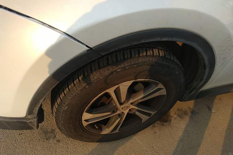 Used Toyota RAV4 2015 2.0L CVT Four-Wheel Drive New Edition
