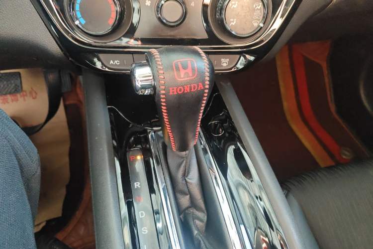 Used Honda Vezel 2020 1.5L CVT Pioneer Edition
