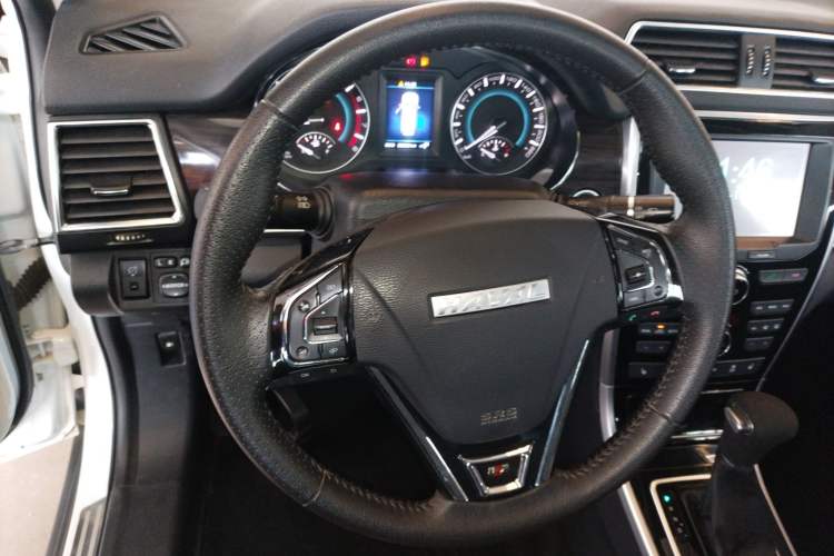 Used Haval H2 2016 Red-Label 1.5T Automatic Two-Wheel Drive Luxury Model