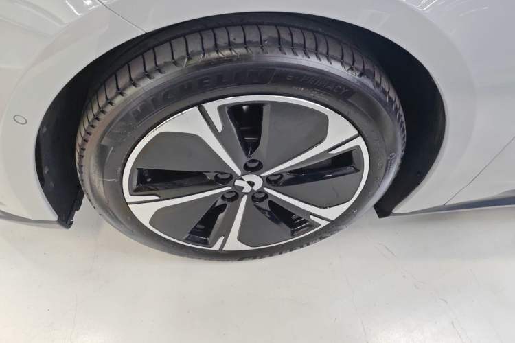 Used Nio ET5T 2023 75 kWh Touring