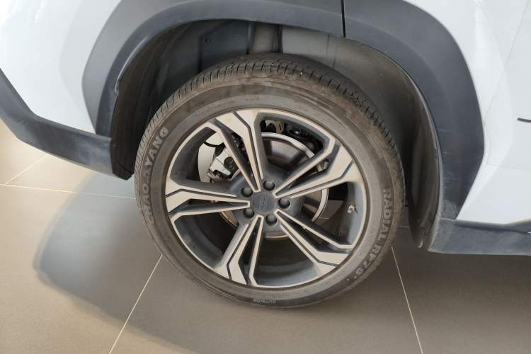 Used  L7 2025 EM-i 115km Exploration+ Edition