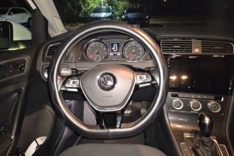 Used Volkswagen Golf 2018 1.6L Automatic Comfort Model
