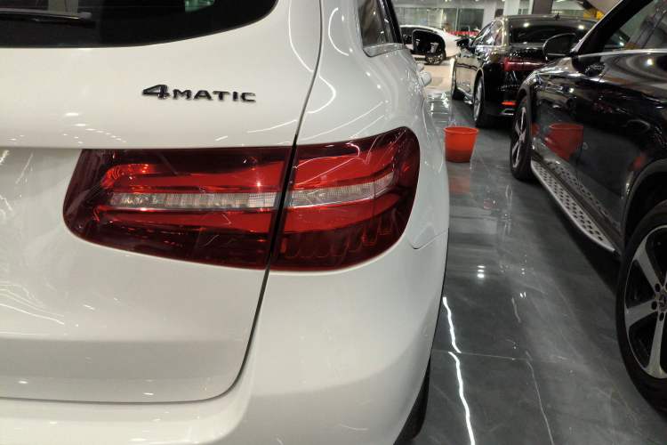 Used Mercedes-Benz GLC 2019 GLC 200 4MATIC
