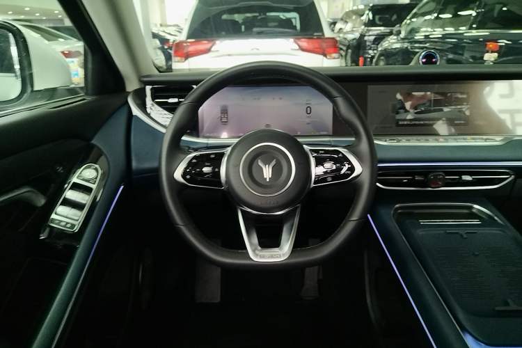 Used VOYAH FREE 2024 Ultra-Long Range Intelligent Driving Version
