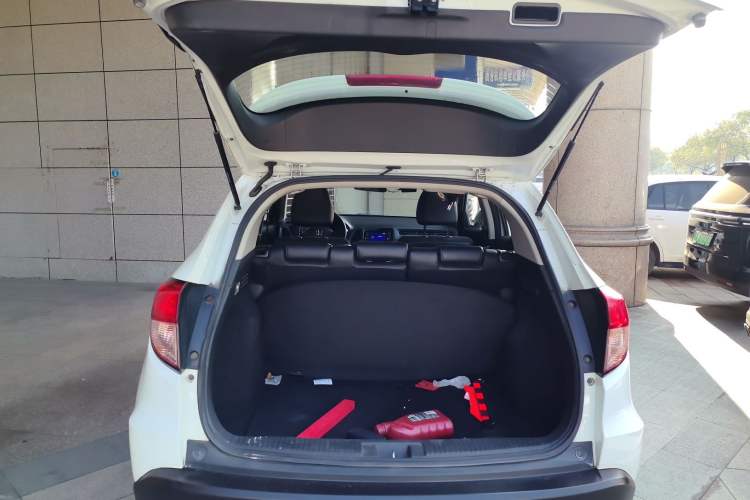 Used Honda Vezel 2015 1.8L CVT 2WD Elite Model