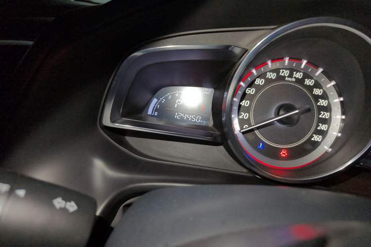 Used Mazda Mazda 3 Axela 2016 Sedan 1.5L Automatic Luxury Model
