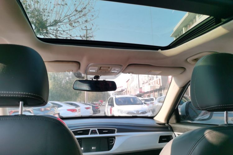 Used Geely Auto Emgrand X7 Sport 2016 2.0L Manual ZhiShang Version