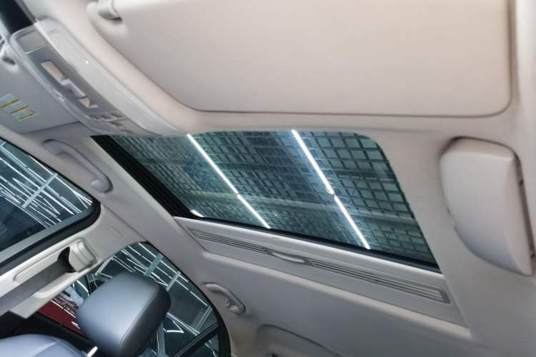 Used Mercedes-Benz C-Class 2013 C 180 Classic Grand Edition
