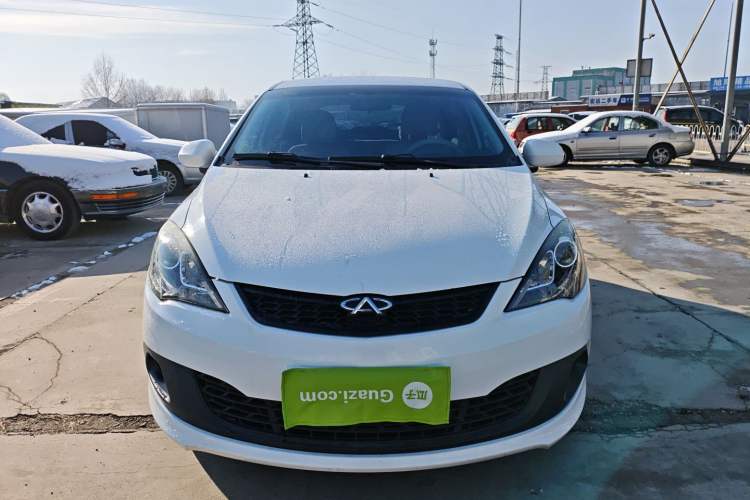 Used Chery Fengyun 2 2013 Hatchback 1.5L Manual Ruiyi Edition