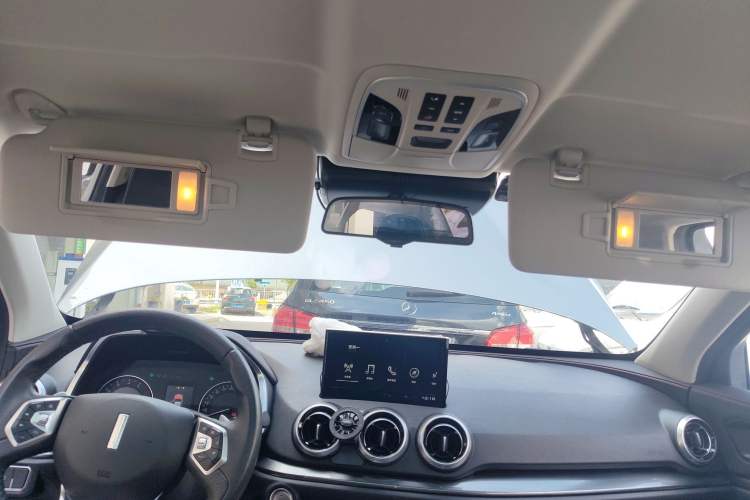 Used Wey VV5 2019 Upgraded Model 2.0T Two-Wheel Drive Ultra-Luxury Version China VI Standard
