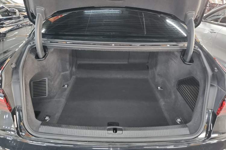 Used Audi A8 2024 A8L 50 TFSI quattro Prestige Edition
