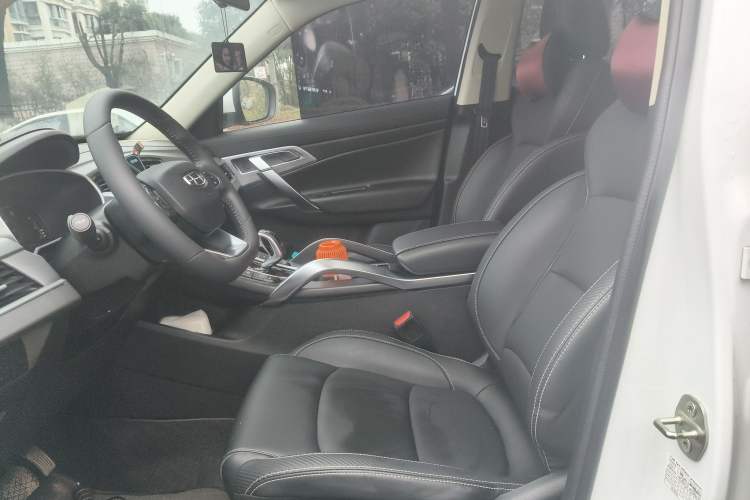 Used Geely Auto Emgrand X7 Sport 2021 Million Edition 1.8TD DCT Two-Wheel Drive Luxury Model