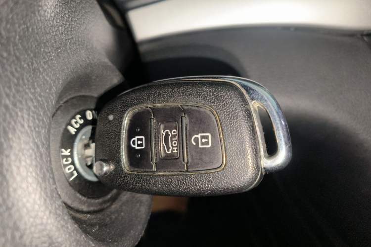 Used Hyundai Elantra 2016 1.6L Automatic ZhiXuan – Elite Version