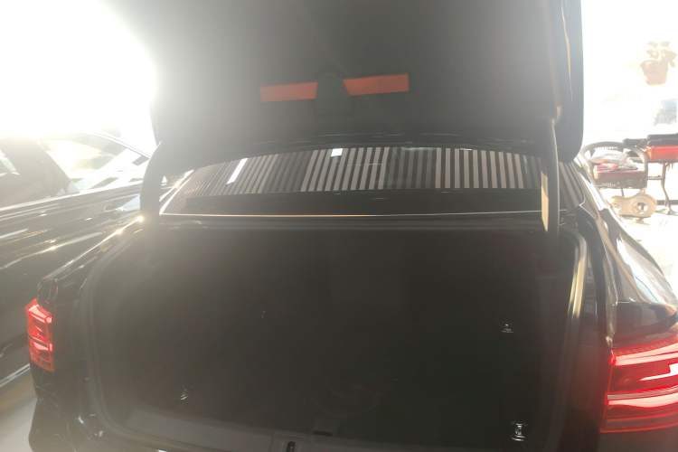 Used Volkswagen Phideon 2021 380TSI Prestige Edition
