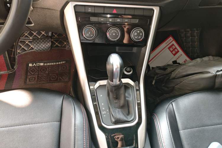 Used Volkswagen T-ROC 2020 230TSI DSG Two-Wheel Drive Advanced Version