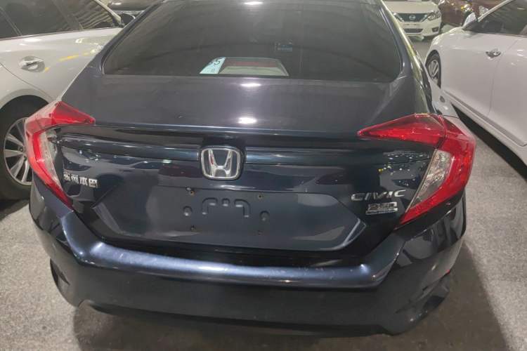 Used Honda Civic 2016 220TURBO CVT Luxury Edition
