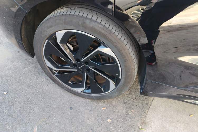 Used Zeekr 001 2023 WE Edition 86 kWh
