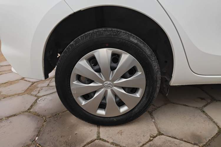 Used Toyota YARiS L 2019 1.5E CVT Dynamic Edition China VI compliant
