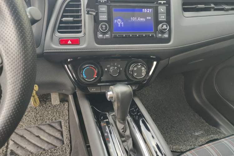 Used Honda Vezel 2015 1.5L CVT two-wheel drive Comfort trim