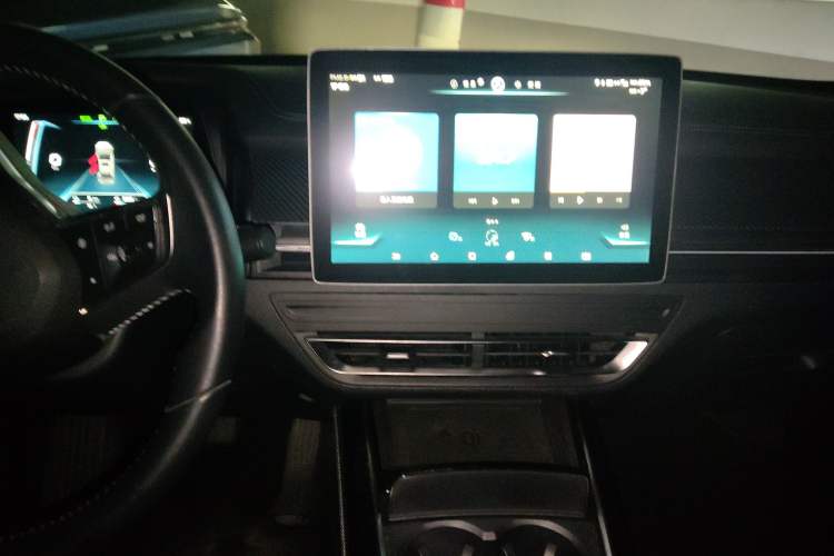 Used BYD Qin Pro New Energy 2019 DM Super Edition 1.5TI Automatic Smart Connect Prestige Model China VI Standard
