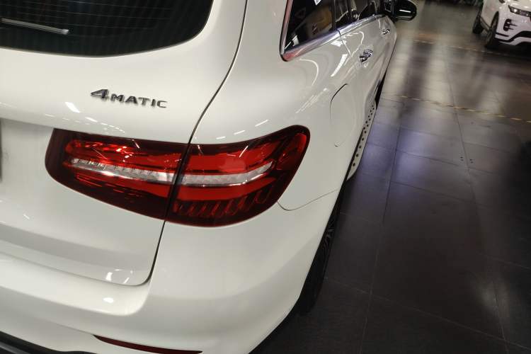 Used Mercedes-Benz GLC 2018 GLC 260 4MATIC Dynamic Edition