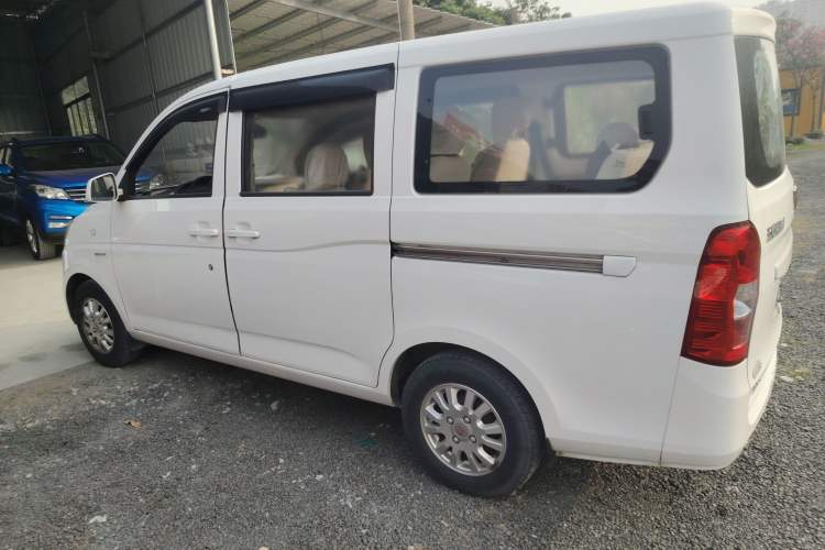 Used Wuling Rongguang V 2018 1.5L Standard Version