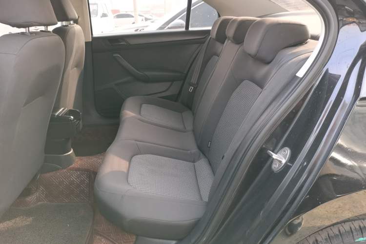 Used Volkswagen Santana 2021 1.5L Automatic Fashion Edition
