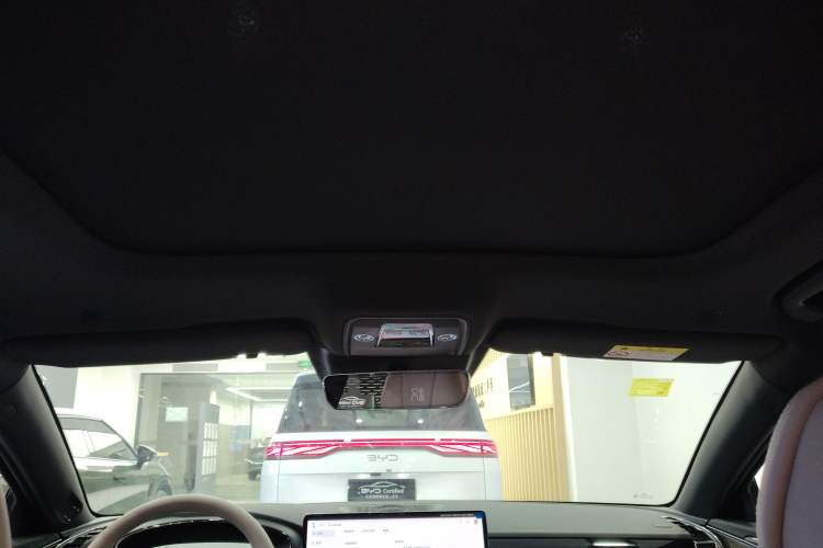 Used BYD Han 2025 EV with 701 km of Laser Radar-Enabled Intelligent Driving
