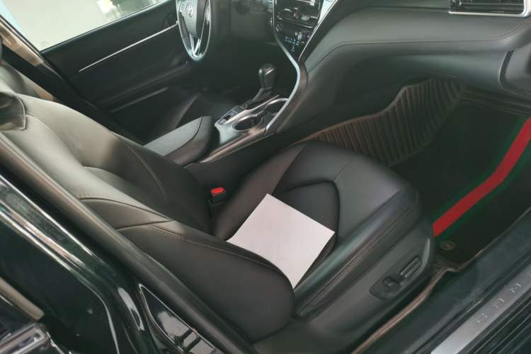 Used Toyota Camry 2021 2.0G Luxury Edition