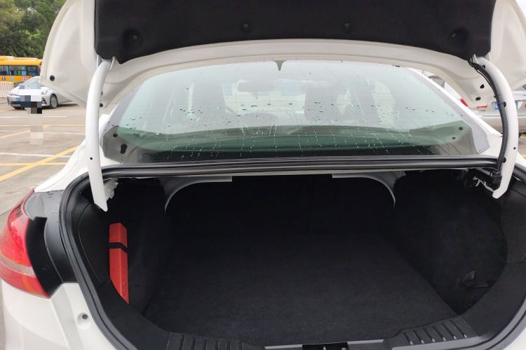 Used Ford Focus 2017 Sedan 1.6L Automatic Fashion Edition Smart Drive Version