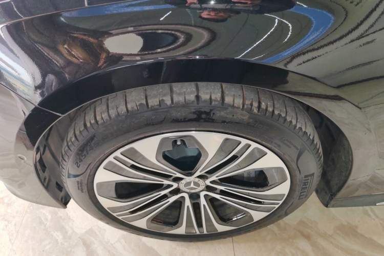 Used Mercedes-Benz E-Class New Energy 2024 E 350 e L Plug-in Hybrid Sedan
