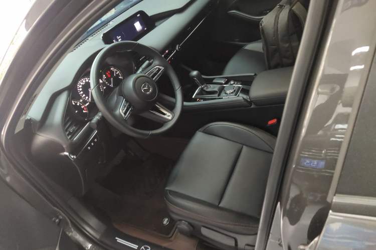 Used Mazda Mazda 3 Axela 2023 2.0L Automatic ZhiXuan Edition
