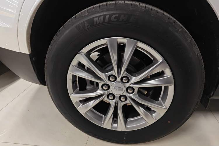 Used Cadillac XT5 2022 2.0T Two-Wheel Drive Luxury Version
