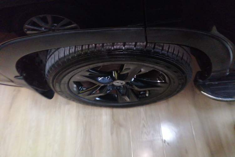 Used Toyota Highlander 2015 2.0T Two-Wheel Drive Luxury Edition 7 Seats