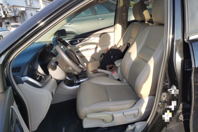 Used Honda Crider 2015 1.8L automatic luxury edition
