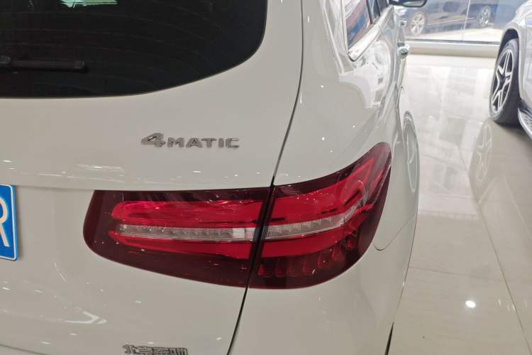 Used Mercedes-Benz GLC 2019 GLC 260 L 4MATIC Luxury Model
