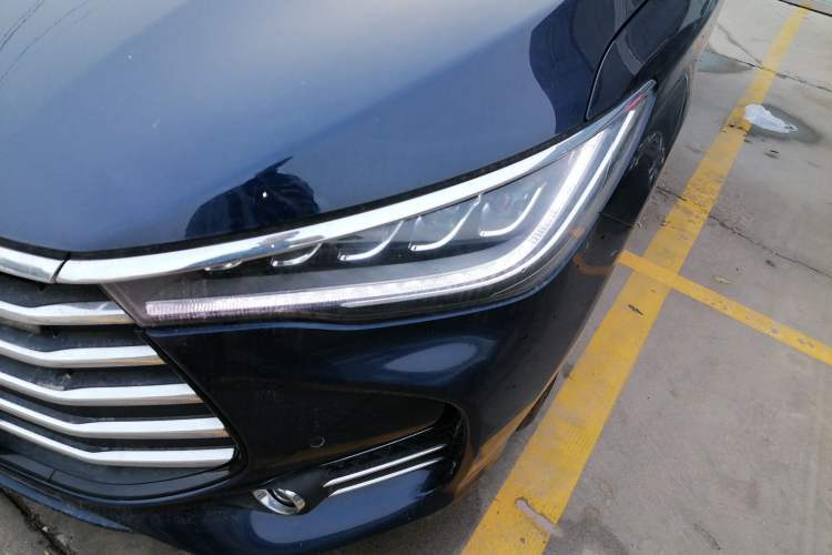 Used BYD Song MAX 2017 1.5T Automatic Smart Connect Prestige 7-Seater