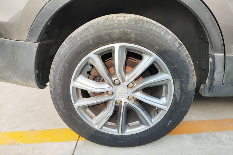 Used Geely Auto Emgrand X7 Sport 2018 1.8TD Automatic Two-Wheel Drive Smart Connect 4G Internet Edition