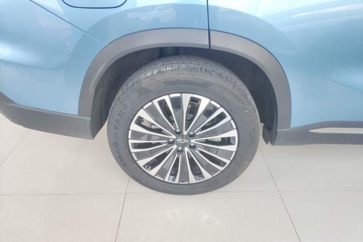 Used Chery Tiggo 8 PLUS C-DM 2025 1.5T 116 km Prestige Version 5 Seats
