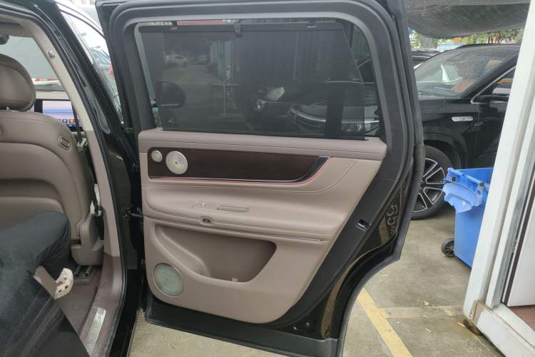 Used Hima AITO M9 2024 Range-Extended Ultra Version 52 kWh 5-Seater Model
