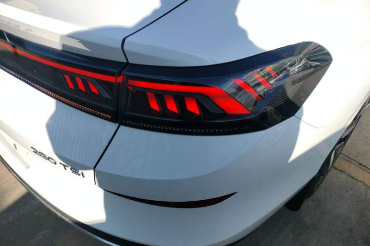 Used Volkswagen Lamando 2023 Lavida L 280TSI DSG Cool & Spicy Edition