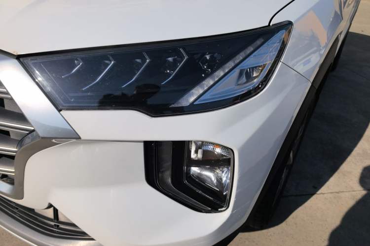 Used Hyundai Tucson 2019 280TGDi Dual-Clutch Two-Wheel Drive Fashion Edition China VI Standard
