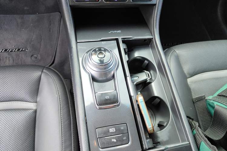 Used Ford Taurus 2015 EcoBoost 245 Luxury Model