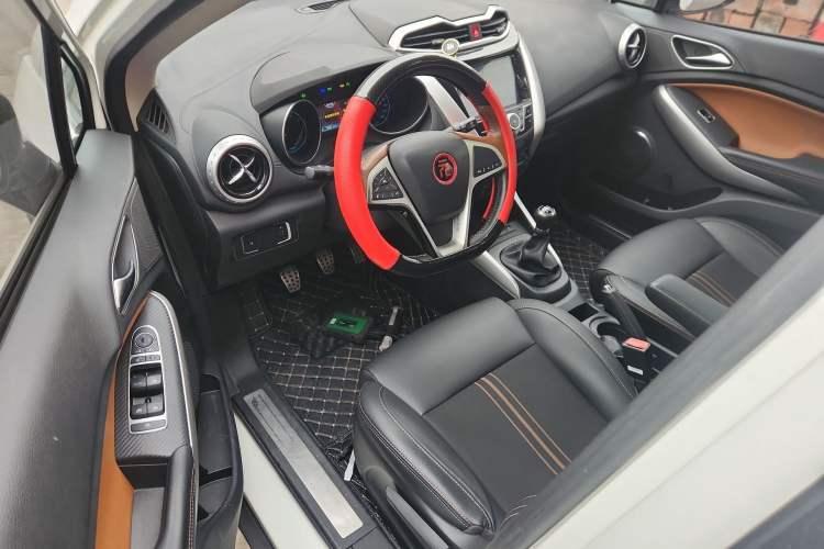 Used BYD Yuan 2016 1.5L Manual Comfort Model