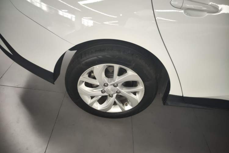 Used Buick Velite 6 2023 430km Range Commuter Version
